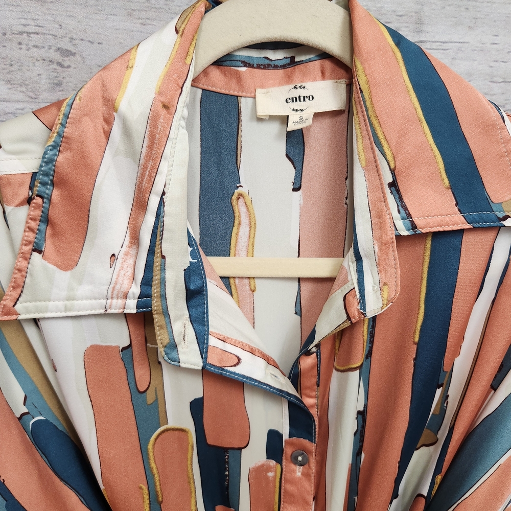 entro Abstract Stripe Tie-Waist Midi Dress in Peach, Navy & Cream - Picture 2 of 4